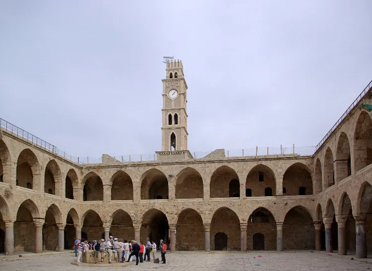 Han el-Umdan (Sütunlar Hanı) 1