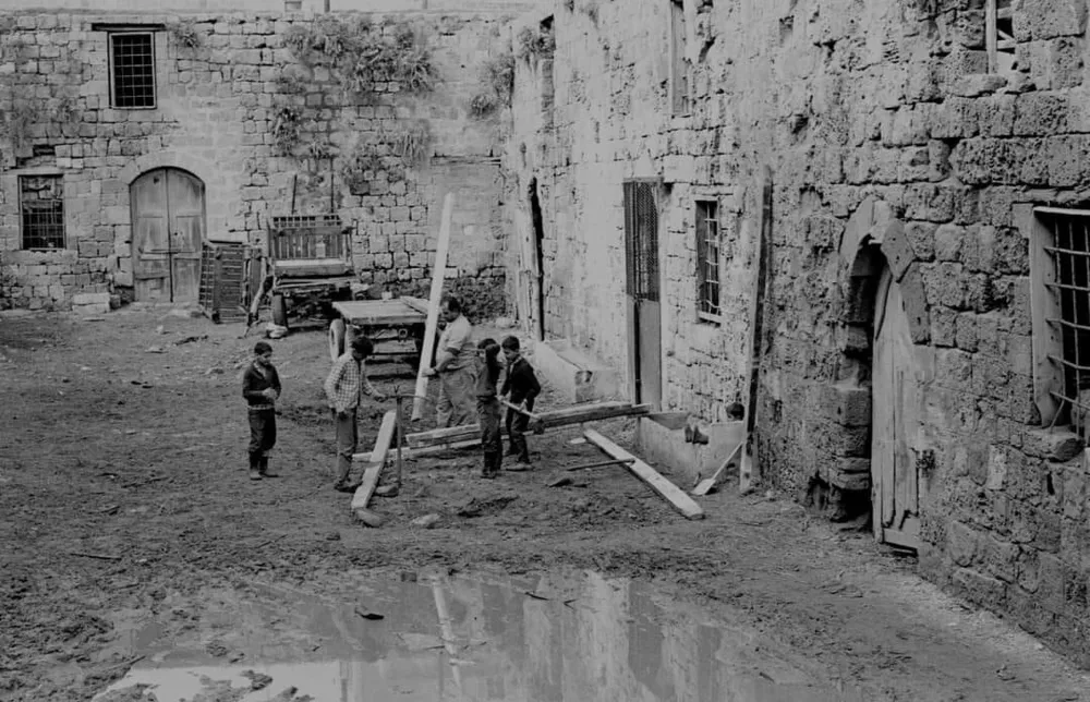 Khan el-İfranj (Fransızlar Hanı)